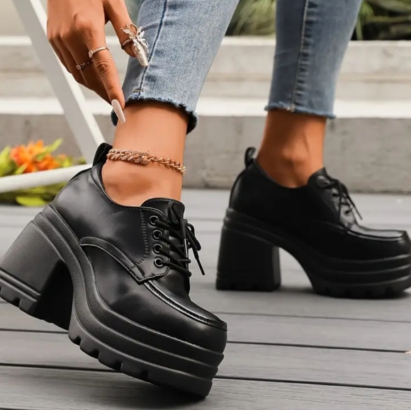 NEW Black Platform 90s Booties - Picture 6 of 6